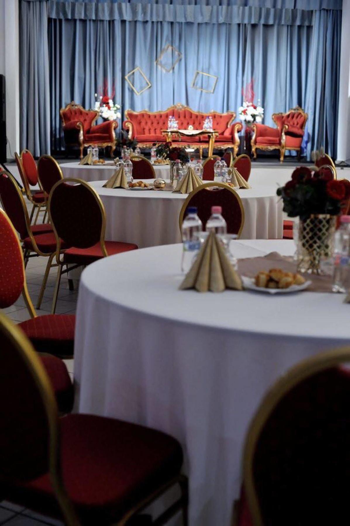 Nyíregyháza Korona Hotel מראה חיצוני תמונה